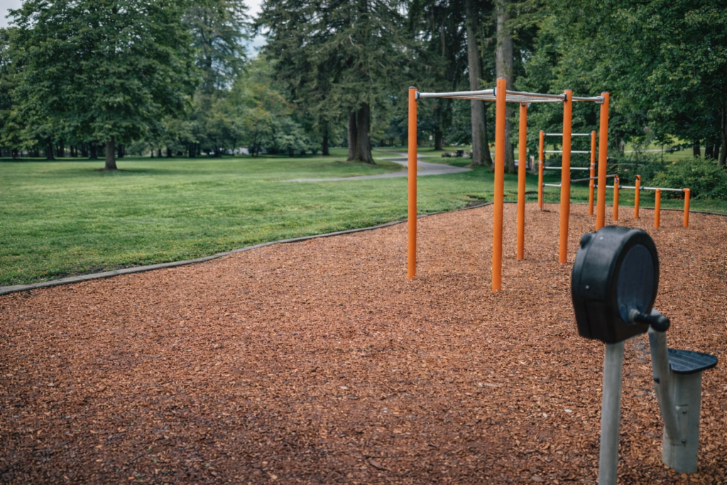 new-westminster-outdoor-playground-fitness-area-in-park