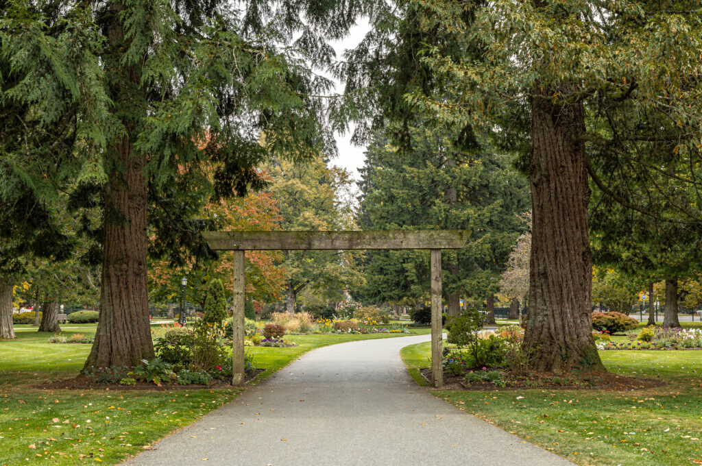 New Westminster Queen's Park entrance archway and pathway